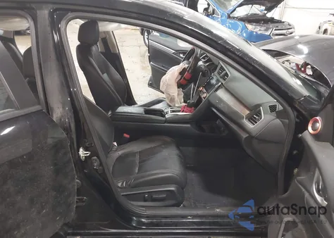 2018 Honda Civic Touring z USA, uszkodzony, nr VIN 19XFC1F99JE200672